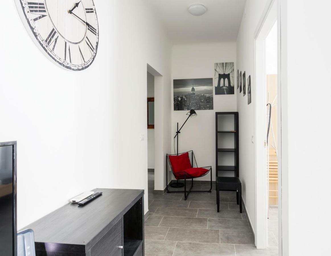 Comfortable Family Group Apartment Via Paruta ミラノ エクステリア 写真