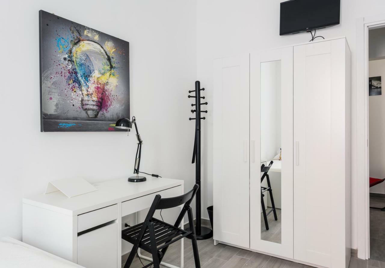 Comfortable Family Group Apartment Via Paruta ミラノ エクステリア 写真