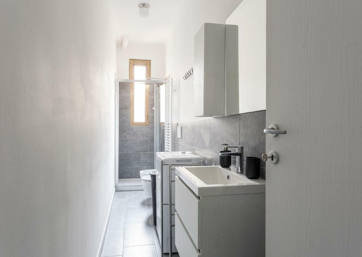 Comfortable Family Group Apartment Via Paruta ミラノ エクステリア 写真
